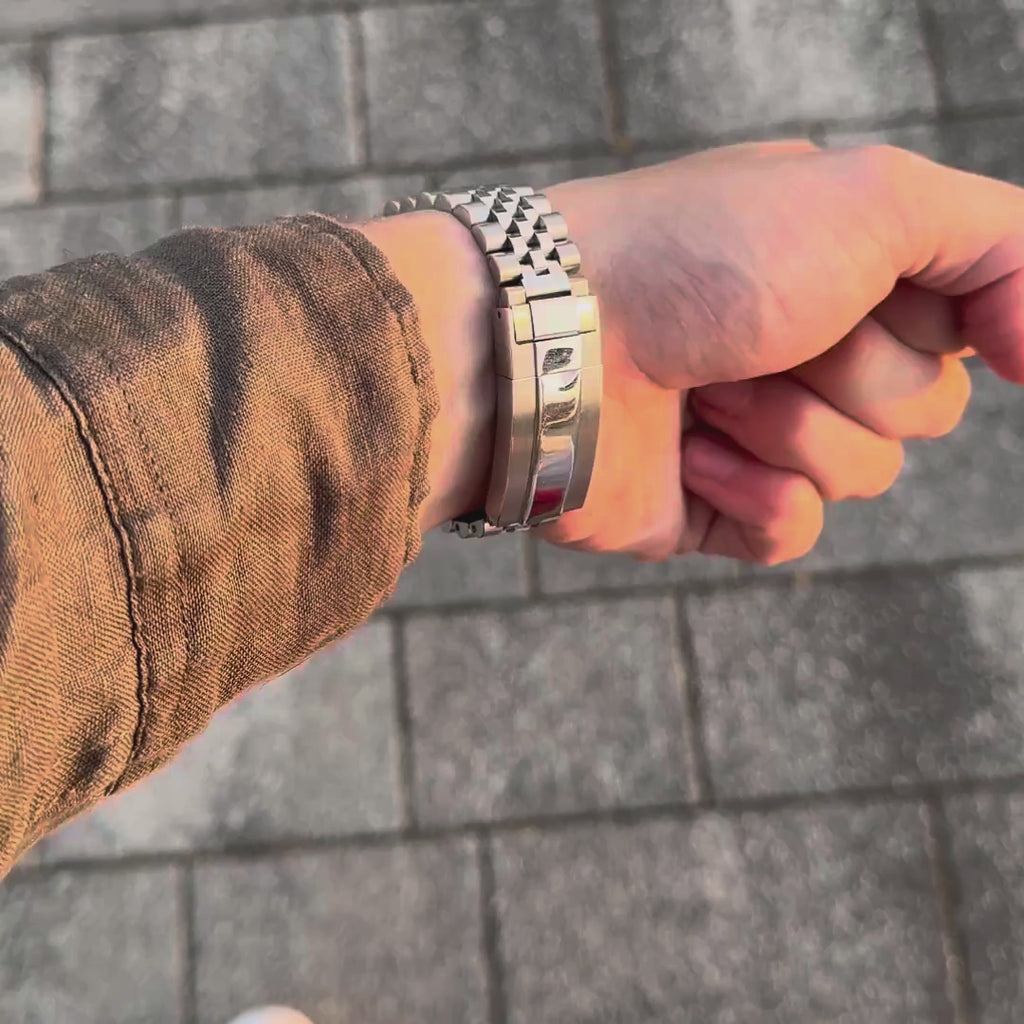 Seiko Mod Automatic | Arab Dial | 904L Steel – Green – 39mm